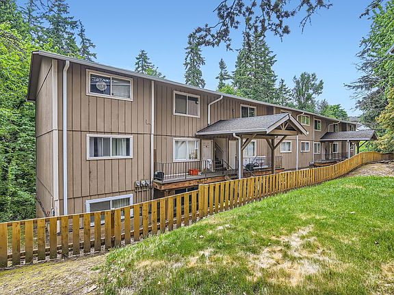 4th image of 691 Molalla Ave APT 4