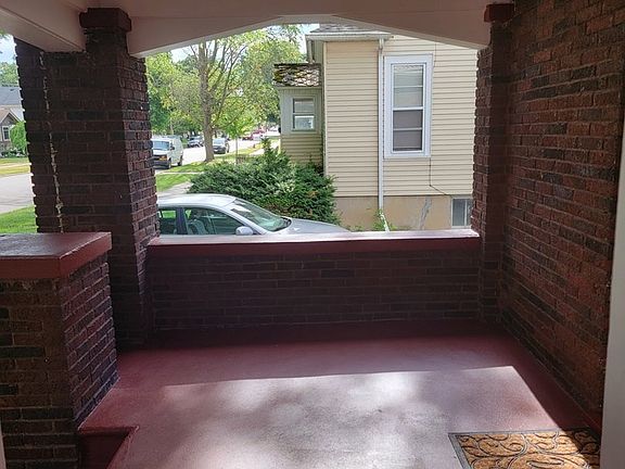 Enclosed Porch
