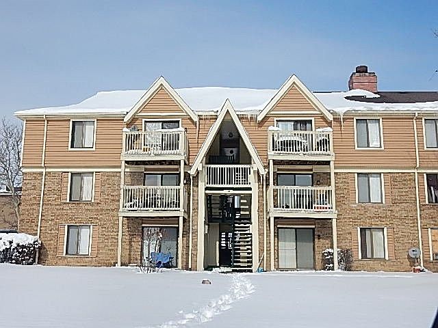 1st image of 560 Gregory Ave
