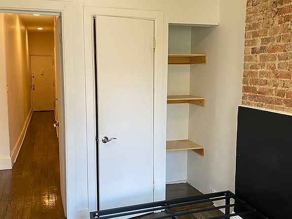 3rd image of 55 Brooklyn Ave #11AA