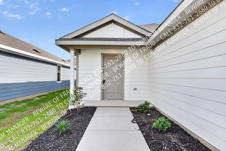 Brand-New 2026 Home for Rent Prime Location Near UNT & Highway 380 — Photo 3