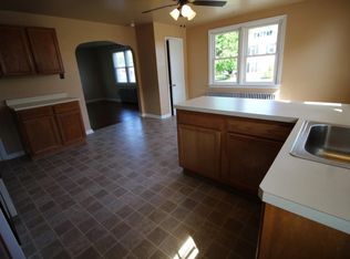 25 Cherry Hill Rd, Ronks, PA 17572