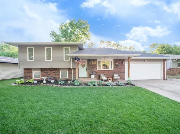 1523 N Rockwood Blvd, Mulvane, KS 67110