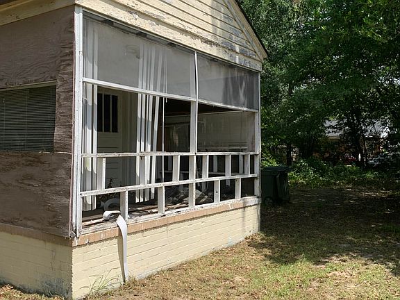 5th image of 21 Sims Ave