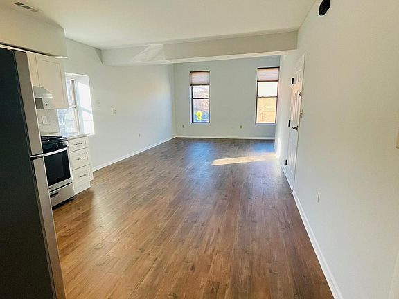 Living room & kitchen area