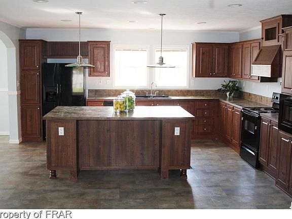 5th image of 125 Briar Creek Ct