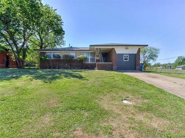 604 General Senter Dr, Midwest City, OK 73110