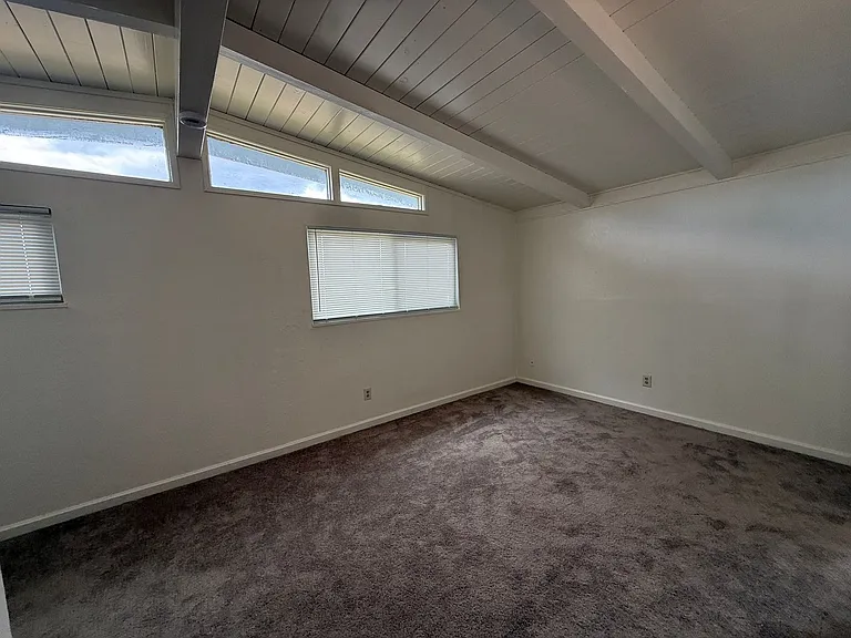 1615 Kentucky St — Photo 8