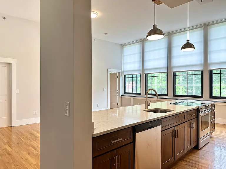 155 Ararat St #205 — Photo 4