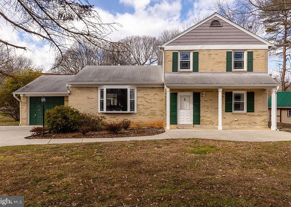 1st image of 6102 Scotch Dr