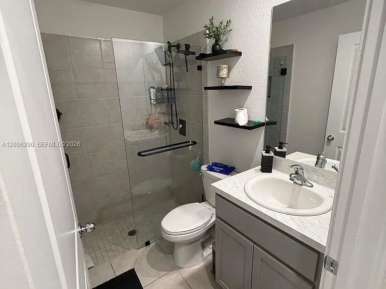 441 NE 13th St — Photo 9
