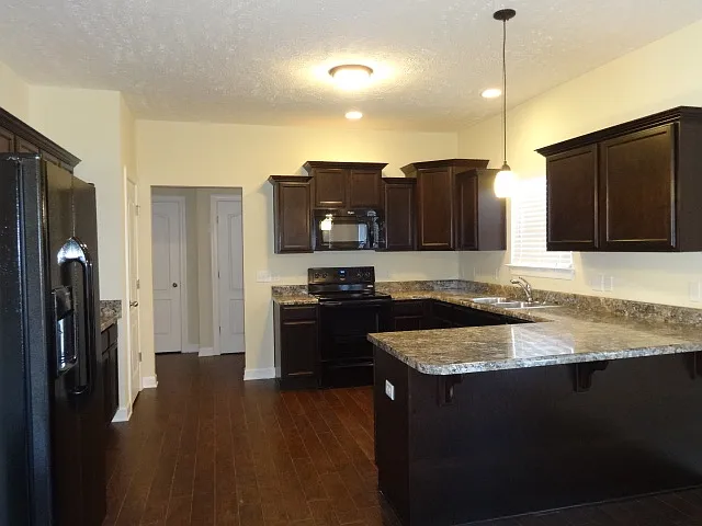 5566 Oak Chase Dr — Photo 5