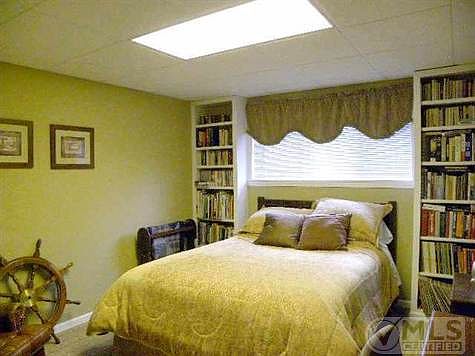 4th image of 1210 Golfview Dr