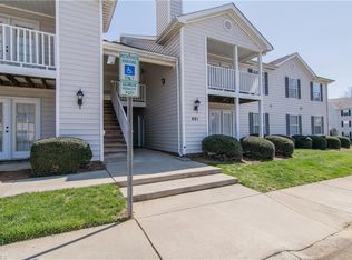 801 E Moultrie Ct, Greensboro, NC 27410