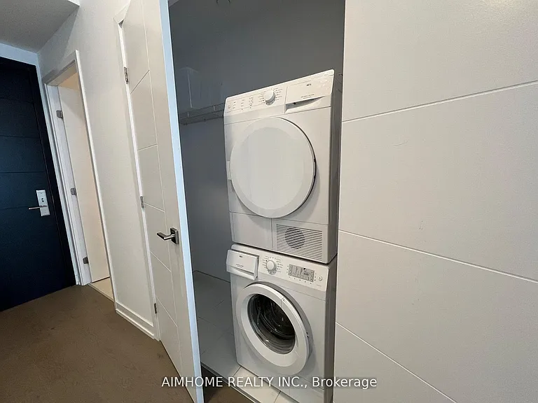 488 University Ave #5103 — Photo 9