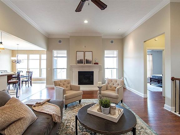 4th image of 5920 Clubhouse Pointe Dr