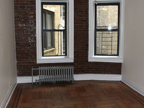 3rd image of 921 Washington Ave #1FT