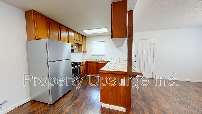 2 bed, 1.5 bath, 990 sqft, $1,395 — Photo 1
