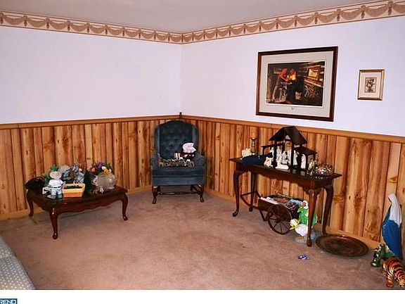 3rd image of 651 Christopher Dr