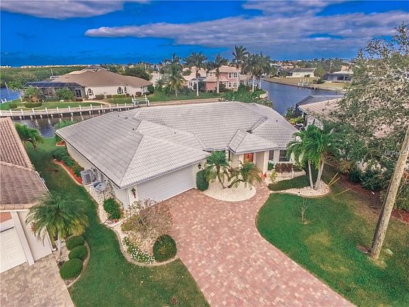 3rd image of 2862 Deborah Dr