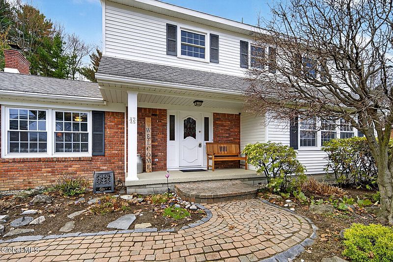 2nd image of 17 Tamarack Lane