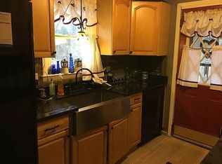 17 Centerville Dr, Salem, NH 03079