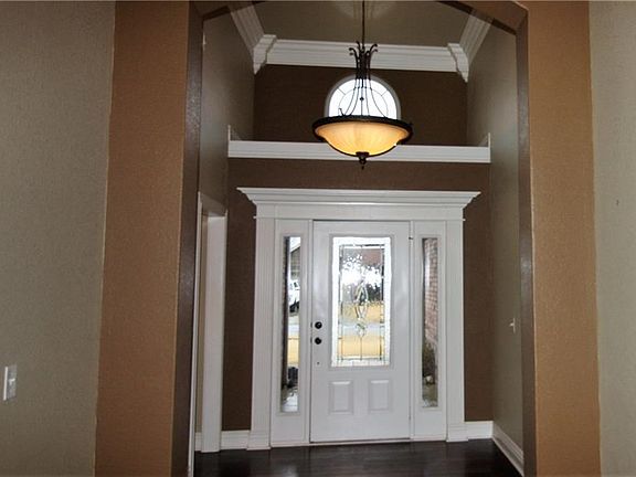4th image of 2589 W Vanike Dr