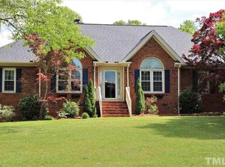 103 Stone Ln, Clayton, NC 27520