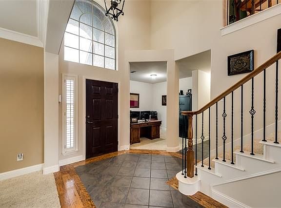 3rd image of 2632 Cove Dr