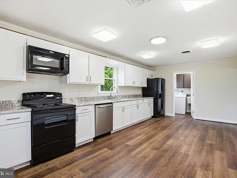 38125 Louis Thomas Rd — Photo 16