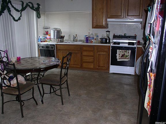 5th image of 6121 Hesby Way