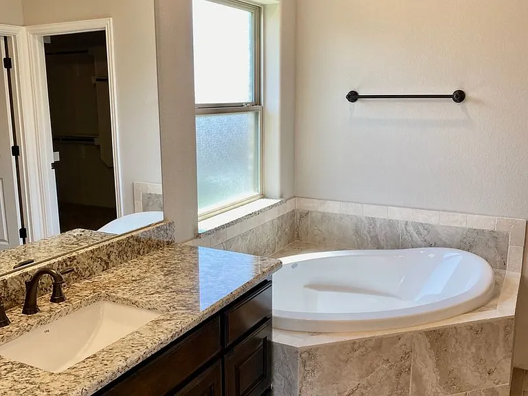 3002 Promenade Dr — Photo 14