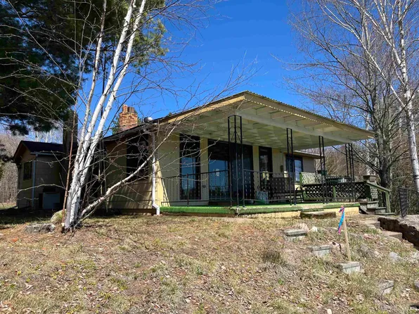 3211 W Albert Ln, Gwinn, MI 49841