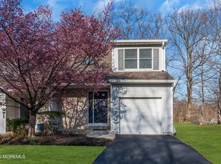 29 Maria Ct, Holmdel, NJ 07733