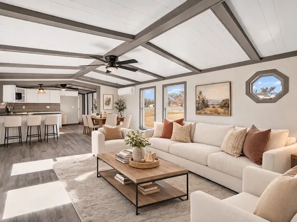 7058 Cimmaron Trl, Weatherford, TX 76087