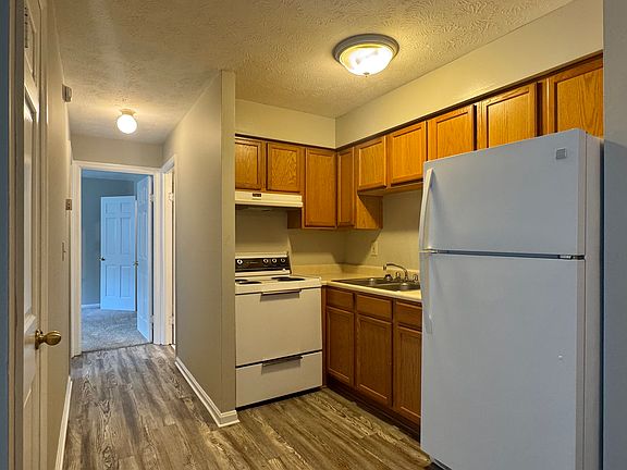 5th image of 3310 Queen City Ave