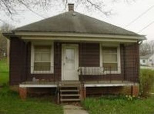 900 Oak St, Valley Falls, KS 66088