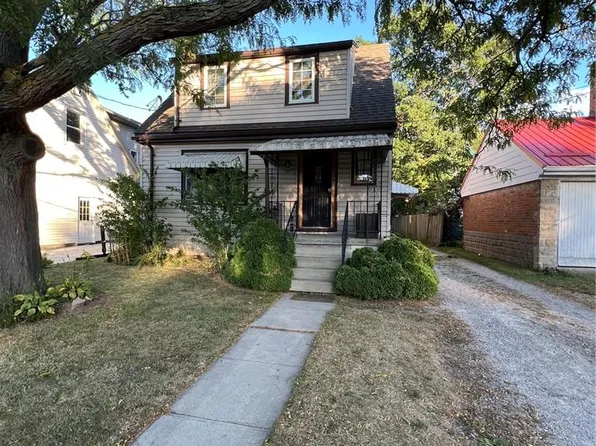 131 Emerson St, Hamilton, ON L8S 2X7