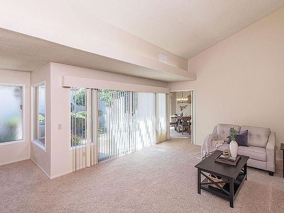 4th image of 953 Fairchild Ave