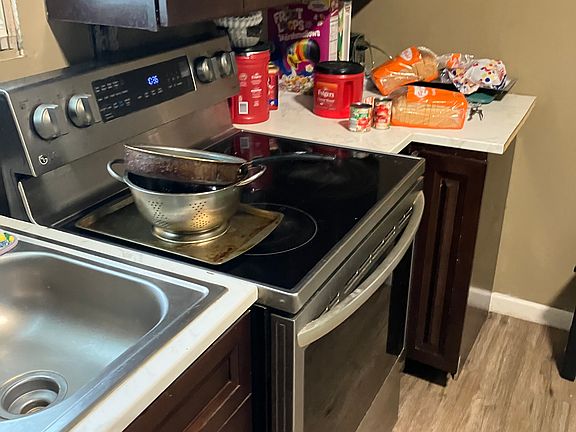 5th image of 1305 Jefferson St #1