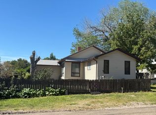 105 Ash St, Crookston, NE 69212