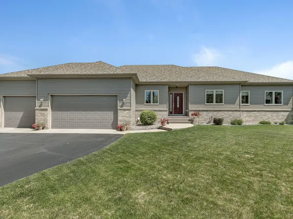 709 Erickson Ct, Sauk Rapids, MN 56379