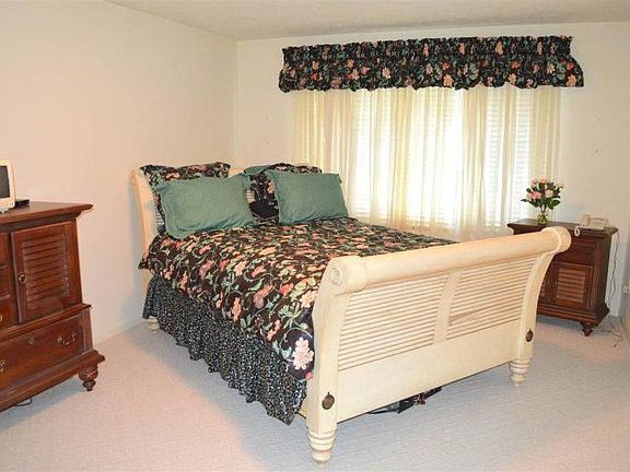 2nd image of 18614 Pauls Way