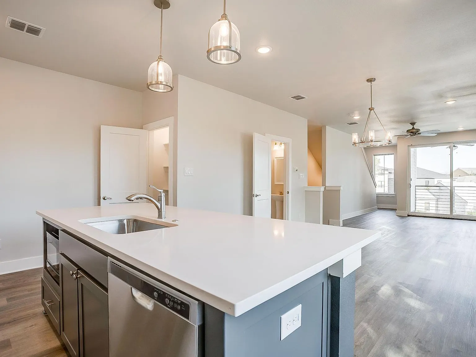 Benbrook 2345 — Photo 1