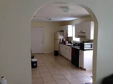 5th image of 8305 Brooks St