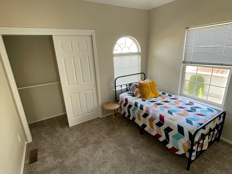 7320 Peregrine Rd NE — Photo 17