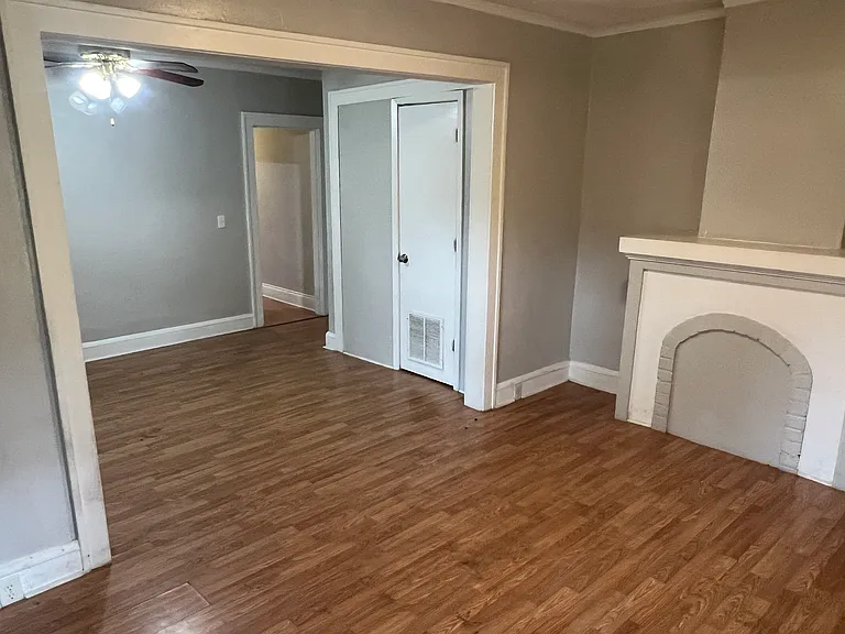 339 Basswood St #1 — Photo 14