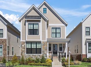 41944 Blair Woods Dr, Ashburn, VA 20148