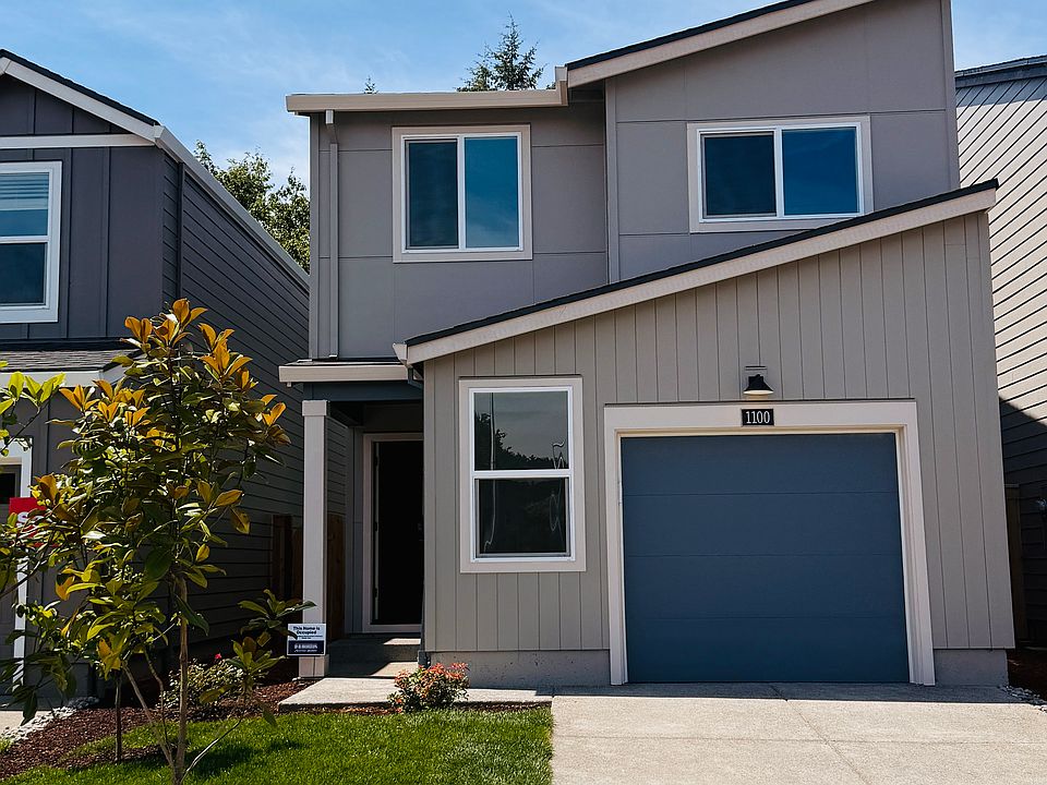1st image of 1100 SE 193rd Pl