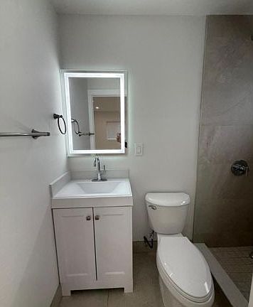 4th image of 6720 Park St